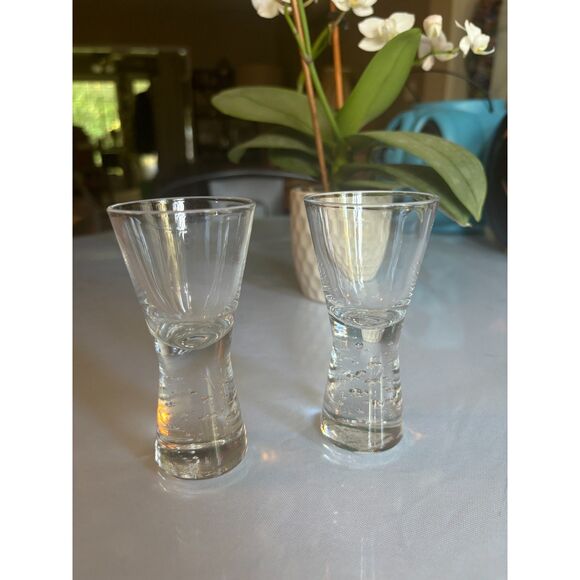 Set of 2 Pier One Cordial Mouth Blown Glass Bubble Base Shot Glasses - Picture 6 of 10